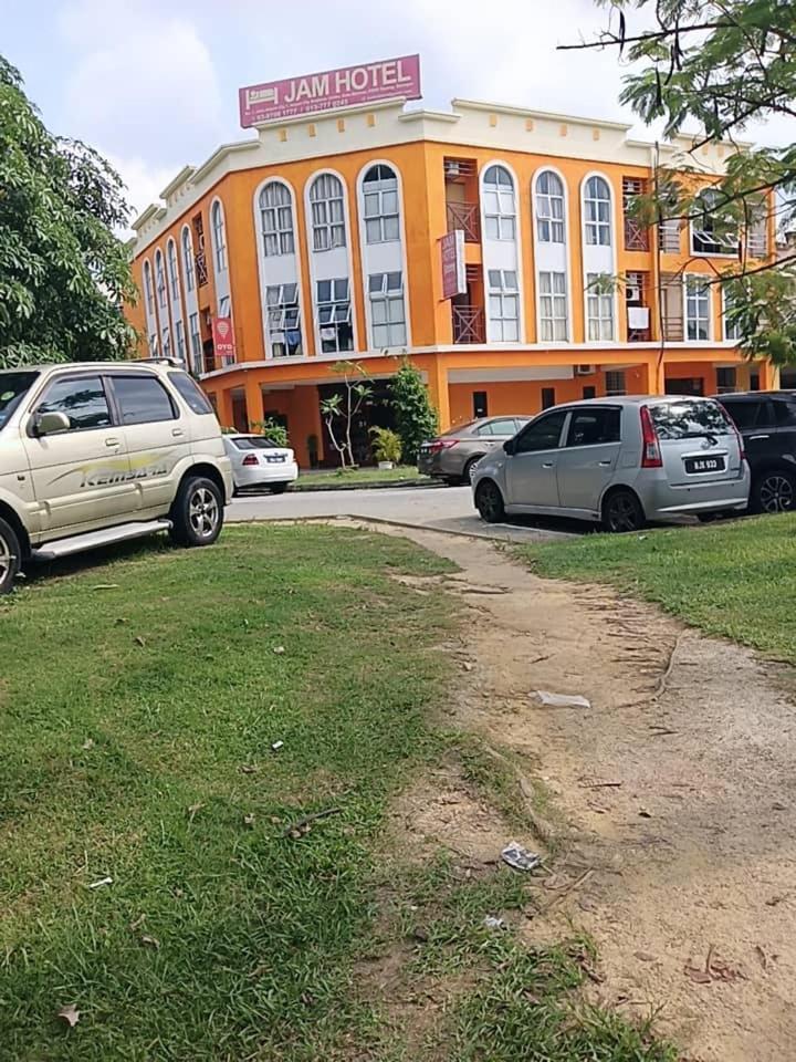 Jam Hotel Kota Warisan Sepang @ Erl Salak Tinggi, Klia 1-2 & F1 Exterior foto